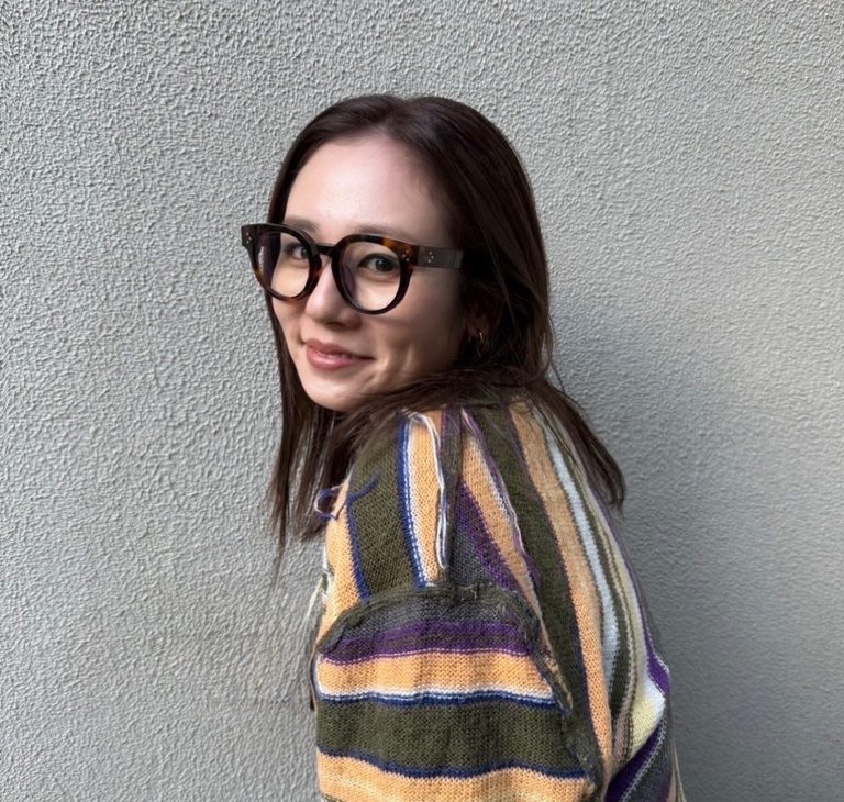 プロフィール